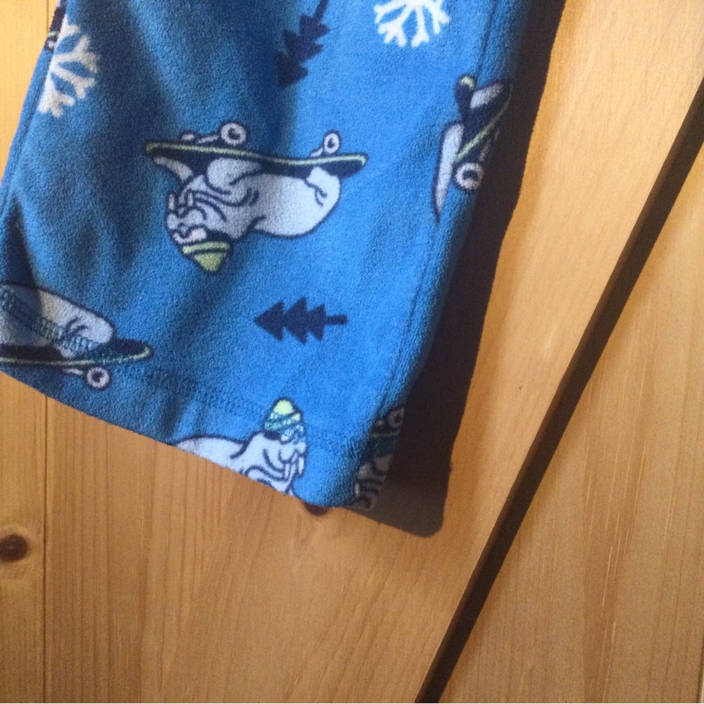 Land’s End Fleece PJs - Picture 4 of 7